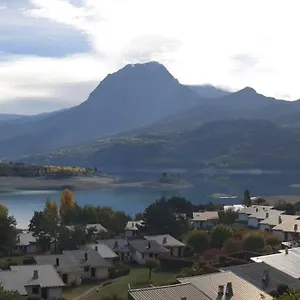 Superbe Avec Vue Sur Lac Et Montagnes - Station De Ski 10 Min , Chorges France
