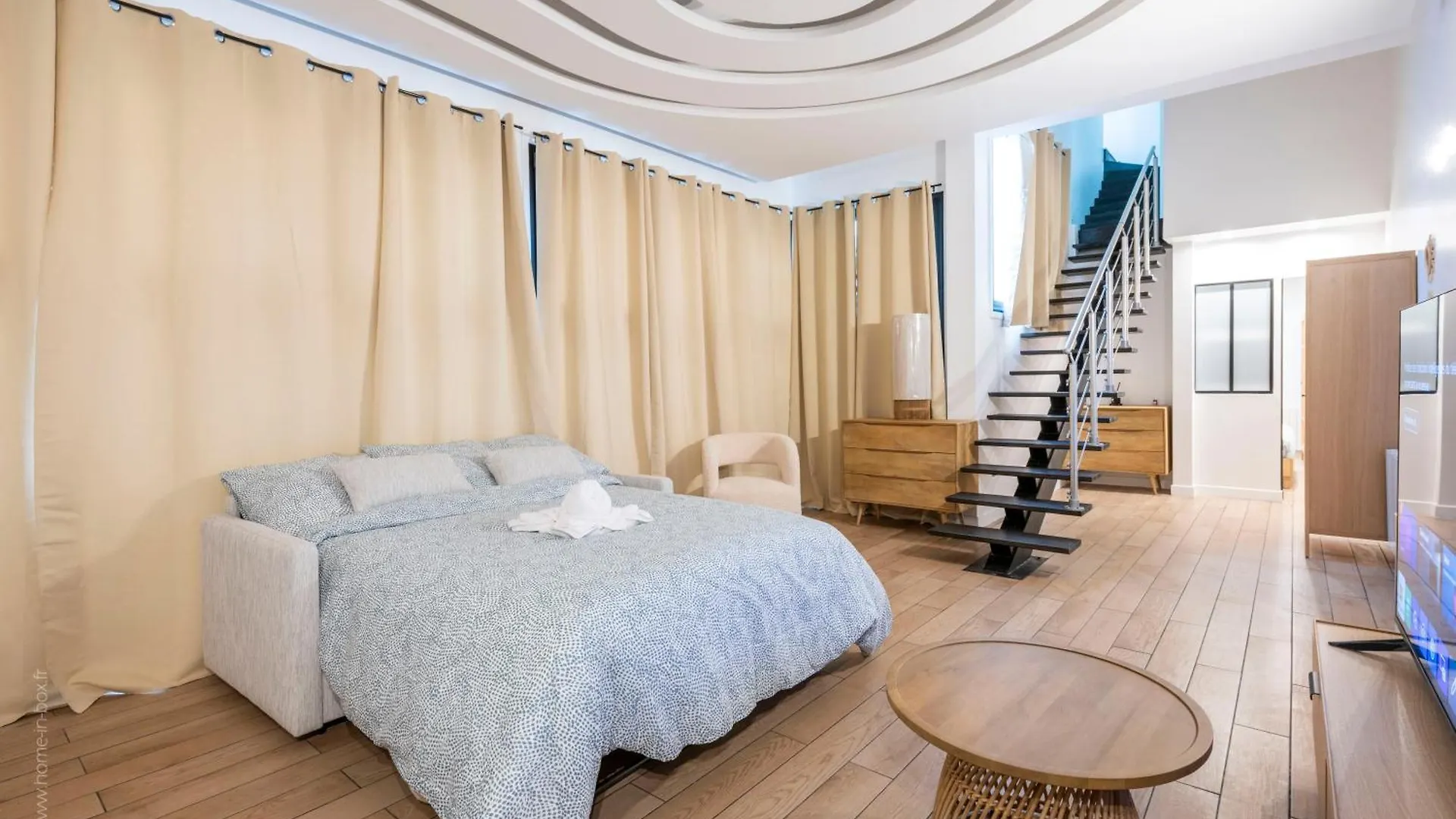 Le Brando Loft - 10 Pers - 3 Chambres - 2 Salles De Bain Paris 0*,  France